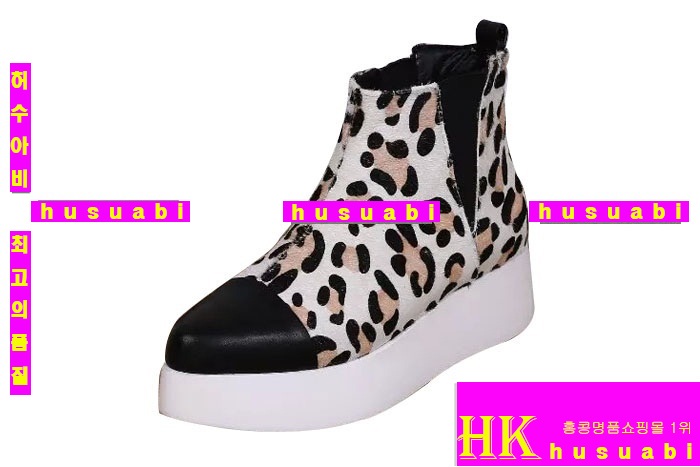 ��� �Ż� ���ڽŹ� F67857