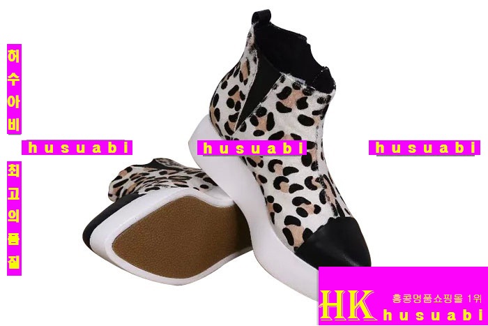 ��� �Ż� ���ڽŹ� F67857