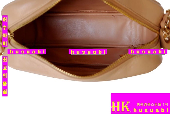 ���� ���� �̴� Ŭ��ġ�� ����Ų ���� CH67750-2