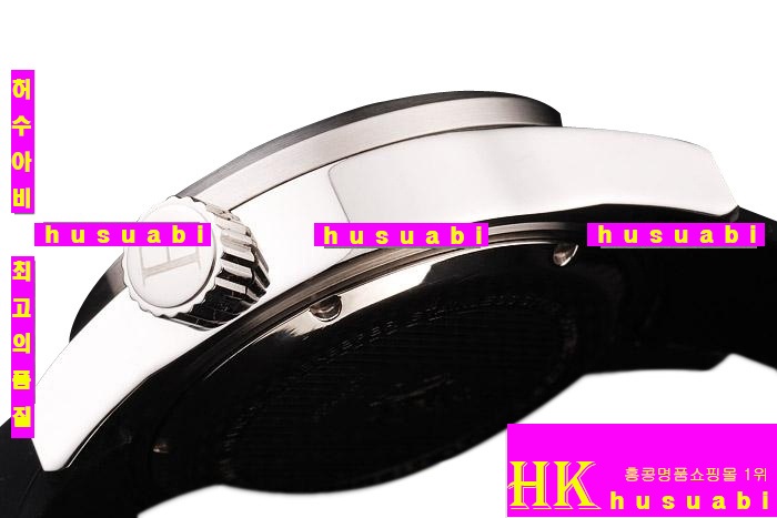 ��� ������ǰ�ð� Replica Ferrari Men Black Rubber Strap Japanese Quartz Movement. YC001-10