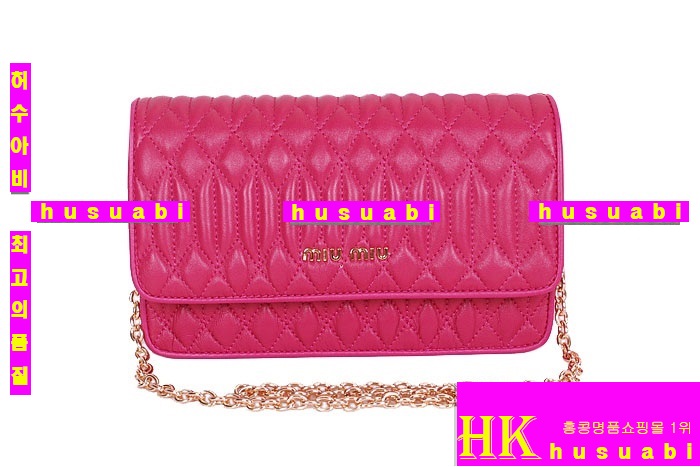 �̿�̿� ���׽�� ũ�ν��� MUG68823-2