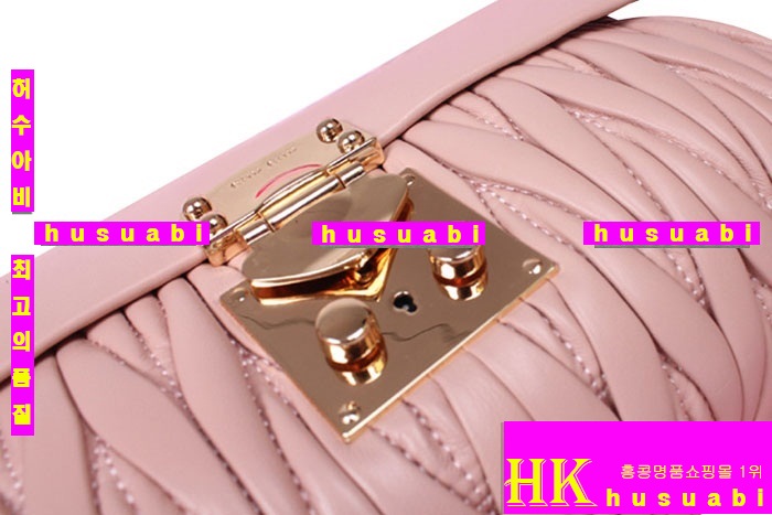 �̿�̿� ���׽�� ũ�ν��� MUG81237-4