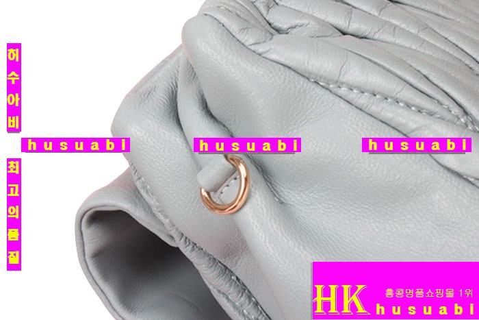 �̿�̿� ���׽�� ũ�ν��� MUG81237-2