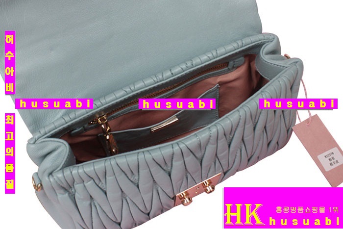 �̿�̿� ���׽�� ũ�ν��� MUG81237-2