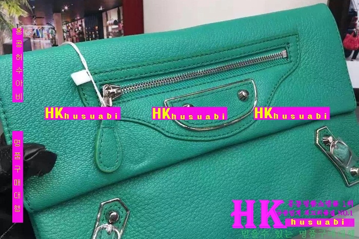 �߷��þư� Ŭ��ġ�� 084357-4