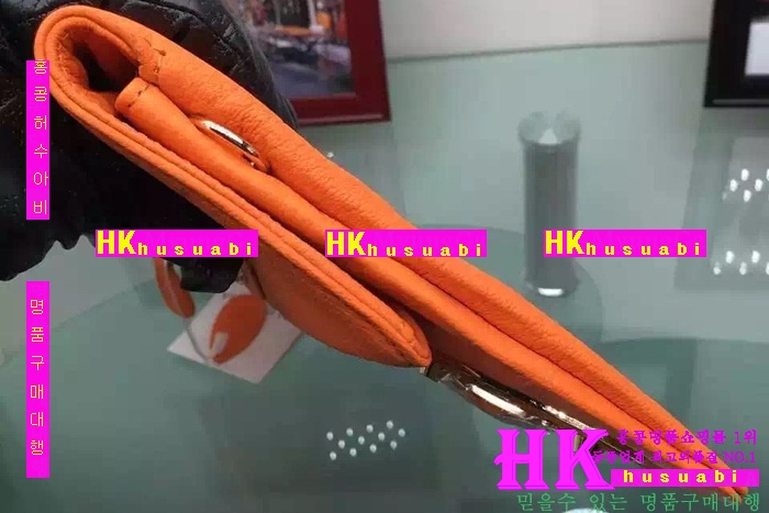 �߷��þư� Ŭ��ġ�� 084357-19