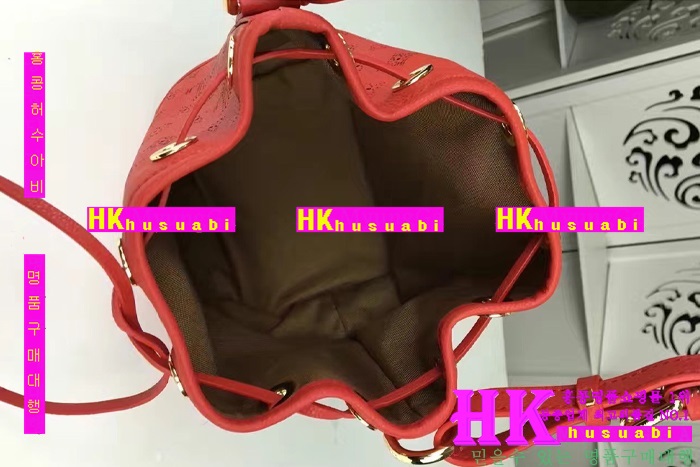 ���̺��� ���� �뿡 ũ�ν��� �Ż� LV170227-9