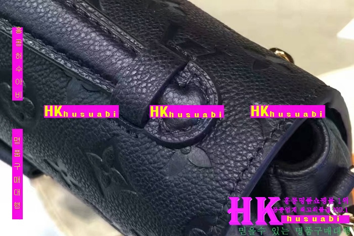 NEW ���̺��� �Ż� �������� ����Ʈ��Ƽ�� ������ ũ�ν��� LV170323-35