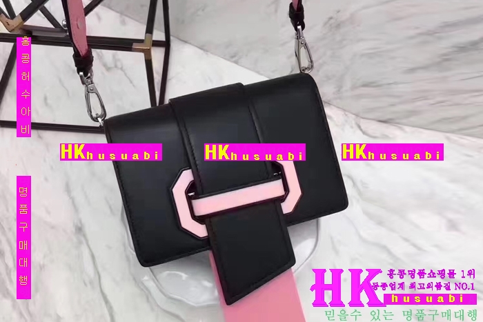 NEW ����� �Ż� ������ ũ�ν��� PA170325-4