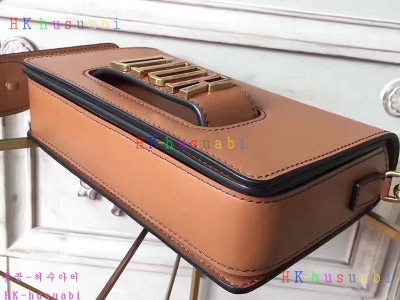 �ڹ̷��ޡ�NEW ��ýŻ� ũ�ν���30PJM825YR491-2