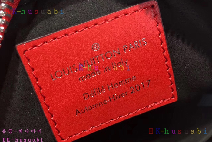 �ڹ̷��ޡ� 2017F/W ���̺���  ������ �ݶ󺸷��̼� ũ�ν��� M5342