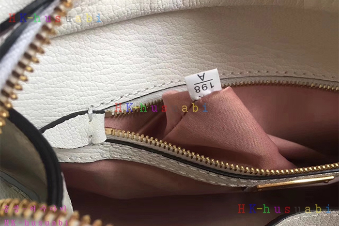 �ڹ̷��ޡ� 2017F/W �̿�̿� �Ż� ����� ���� ��Ʈ�� �̵� 5BA056-3