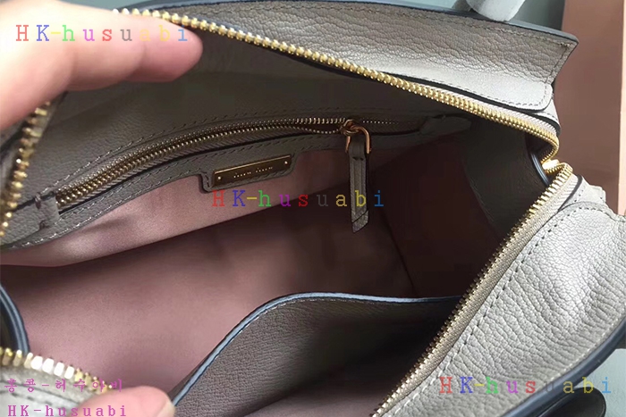 �ڹ̷��ޡ� 2017F/W �̿�̿� �Ż� ����� ���� ��Ʈ�� �̵� 5BA056-2