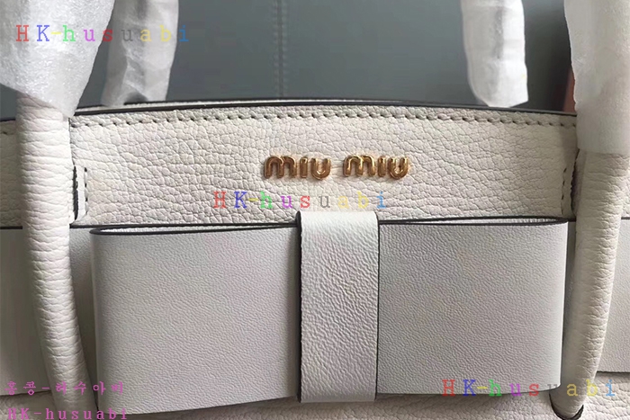 �ڹ̷��ޡ� 2017F/W �̿�̿� �Ż� ����� ���� ��Ʈ�� �̵� 5BA056-3