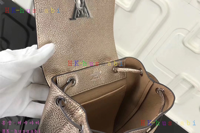 �ڹ̷��ޡ� ���̺��� ���� ���� �̴� M54573