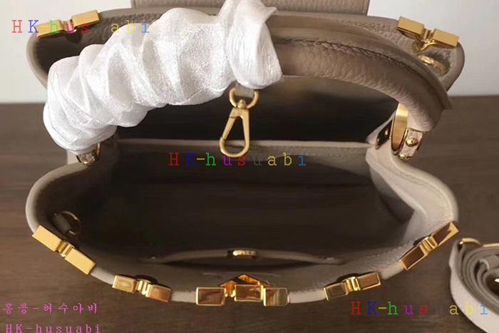 �ڹ̷��ޡ� ���̺��� īǶ�� M48864-6