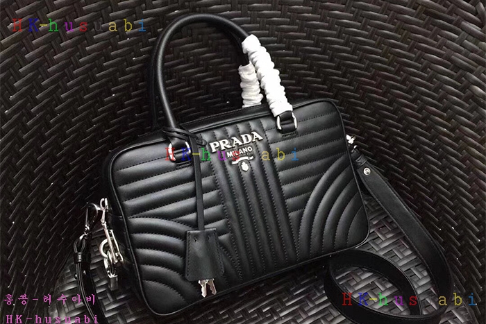 �ڹ̷��ޡ� ����� ���̾�׷� ��Ʈ�� P 1BB113