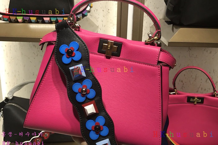 �ڹ̷��ޡ�  ��� ��ī�� �Ż�� F 8092-2