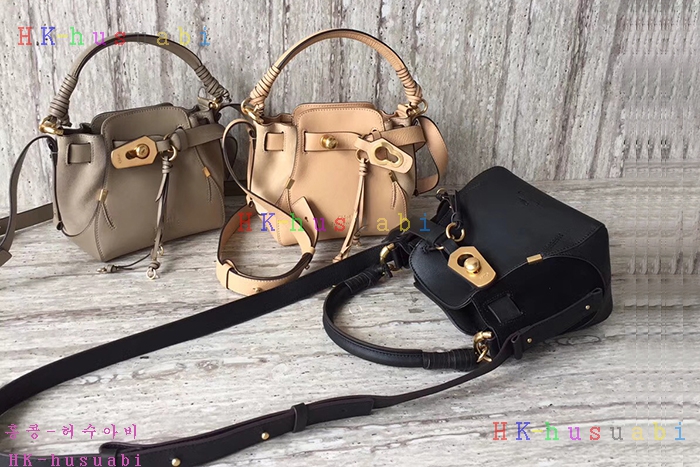 �ڹ̷��ޡڲ��ο� �Ż� ũ�ν��� C 03374-3