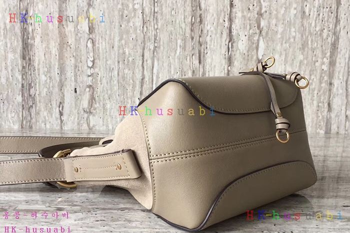 �ڹ̷��ޡڲ��ο� �Ż� ũ�ν��� C 03374-2