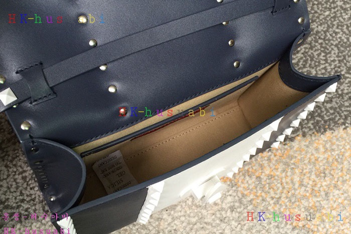 NEW �߷�Ƽ�� �Ż� ũ�ν��� 45379316WL