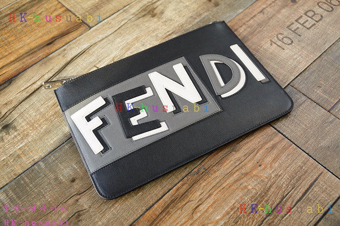 �ڹ̷��ޡ� ��� �Ż� Ŭ��ġ�� F0450