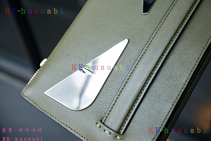 �ڹ̷��ޡ� ��� �Ż� Ŭ��ġ�� F0447