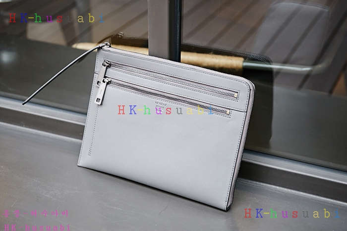 �ڹ̷��ޡ� ��� �Ż� Ŭ��ġ�� F0445