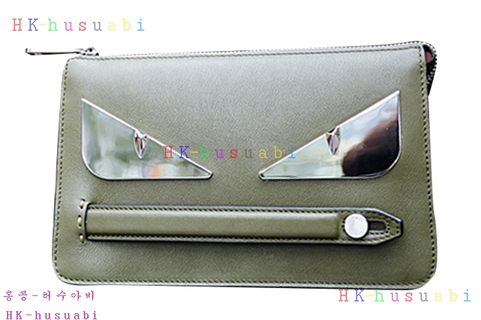 �ڹ̷��ޡ� ��� �Ż� Ŭ��ġ�� F0447