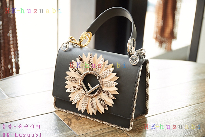 �ڹ̷��ޡ�  ��� ĭ���� ��Ʈ�� F33580