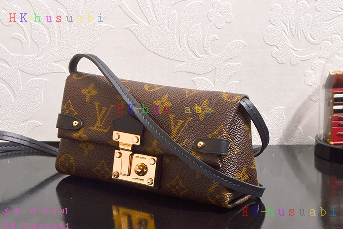 �ڹ̷��ޡڷ��̺���  Ʈ���̾ޱ� ü�� ���� M61502