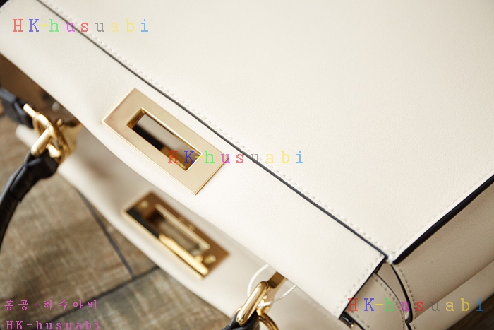 �ڹ̷��ޡ�  ��� ��ī�ι� F 8BN290A0VIF10XM