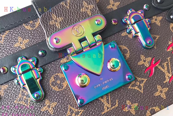 �ڹ̷��ޡ� ���̺��� �ڶ�� ��  M54650-2