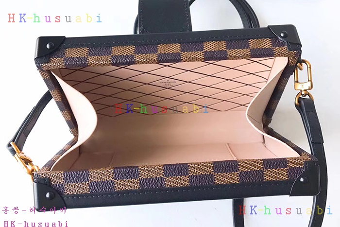 �ڹ̷��ޡ� ���̺��� �ڶ�� ��  M54650-3