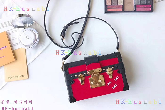 �ڹ̷��ޡ� ���̺��� �ڶ�� ��  M54650-4