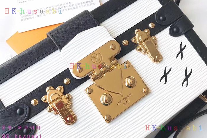 �ڹ̷��ޡ� ���̺��� �ڶ�� ��  M54650-7