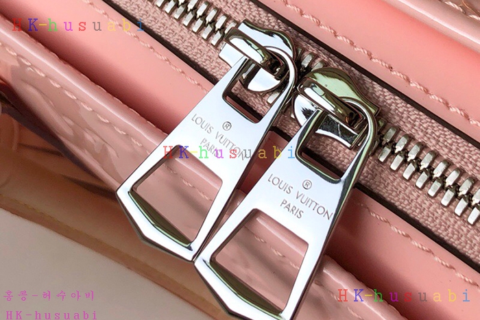 �ڹ̷��ޡڷ��̺��� �׿� Ʈ���̾ޱ� M96052-4