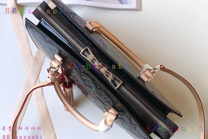 �ڹ̷��ޡڷ��̺��� �׿� Ʈ���̾ޱ� M96052-5