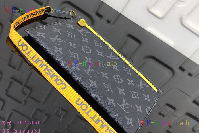 �ڹ̷��ޡڷ��̺��� ���� Ŭ��ġ M68004-2