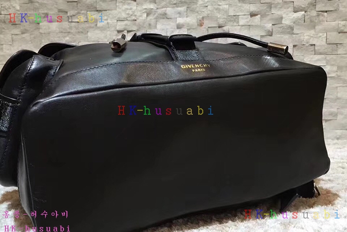 �ڹ̷��ޡ� ����� ���׹��� GV 25584