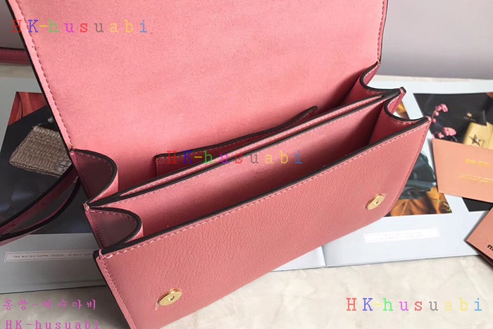 �ڹ̷��ޡ� �̿�̿� ����� �����  MU 5BH609-2