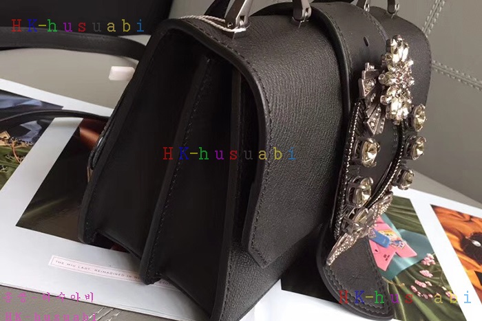 �ڹ̷��ޡ� �̿�̿� ����� �����  MU 5BH609-5