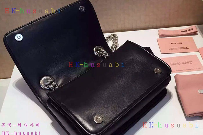 �ڹ̷��ޡ� �̿�̿� ���׶� �����  MU 5BD016