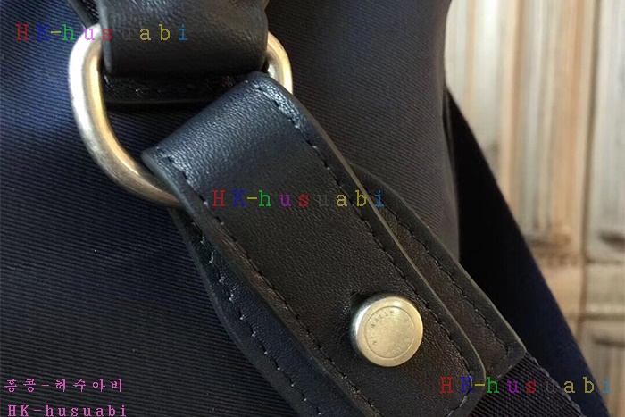 �ڹ̷��ޡ� �߸� �Ż� ���డ�� BL680110C-2