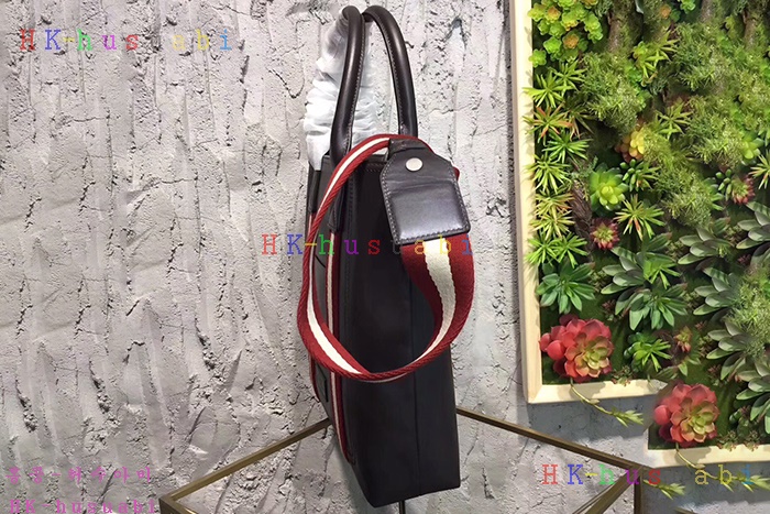 �ڹ̷��ޡ� �߸� �Ż� �������� BL780170B