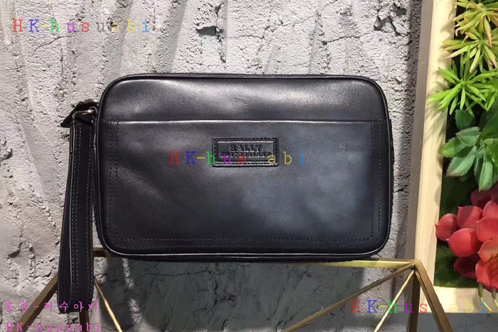 �ڹ̷��ޡ� �߸� ������ Ŭ��ġ�� BL480170