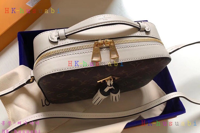 �ڹ̷��ޡ� ���̺��� Saintonge M43559