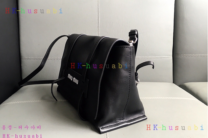 �ڹ̷��ޡ� �̿�̿� �ΰ� �÷� ����� MU 5BD073-2