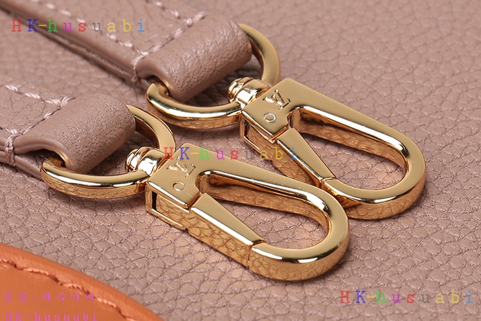 �ڹ̷��ޡ� ���̺��� ������ ��Ʈ�� M54841