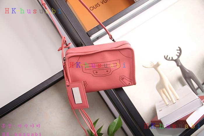 NEW 2018SS �߷��þư� �Ż� ũ�ν��� BL85440